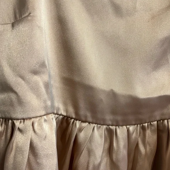 Express Satin Spaghetti Strap Peplum Top in Blush Pink - Picture 3 of 4
